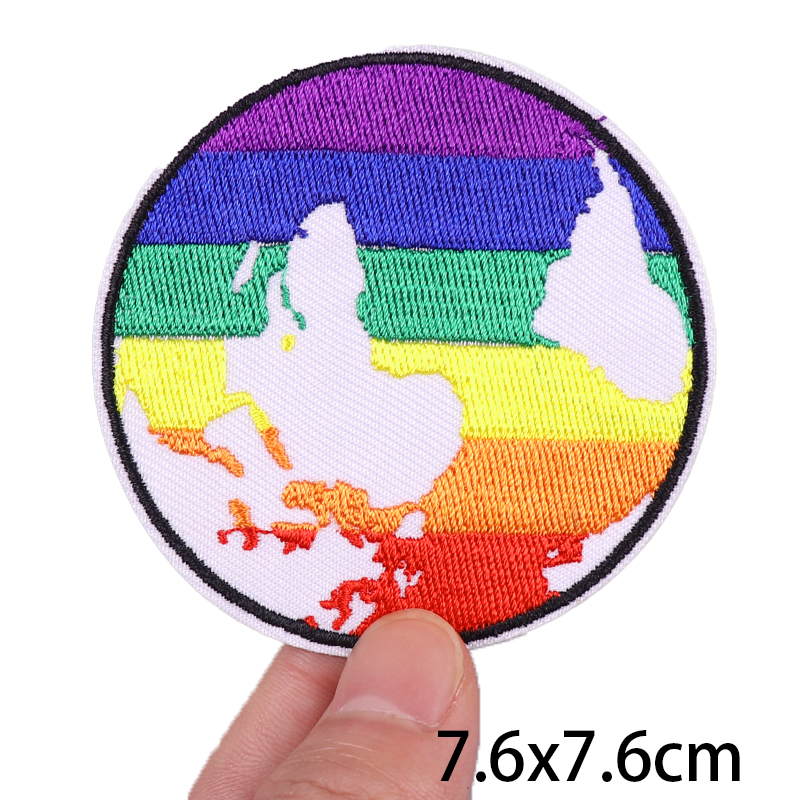 Gay Pride LGBT Patch Love is L – Velcro Sew On Bewertung und Preis