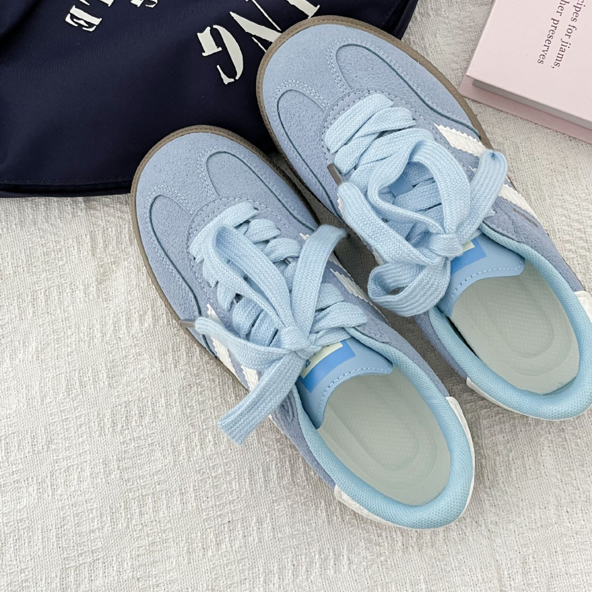 Vintage-style sneakers for wom – Sewing New Bewertung und Preis