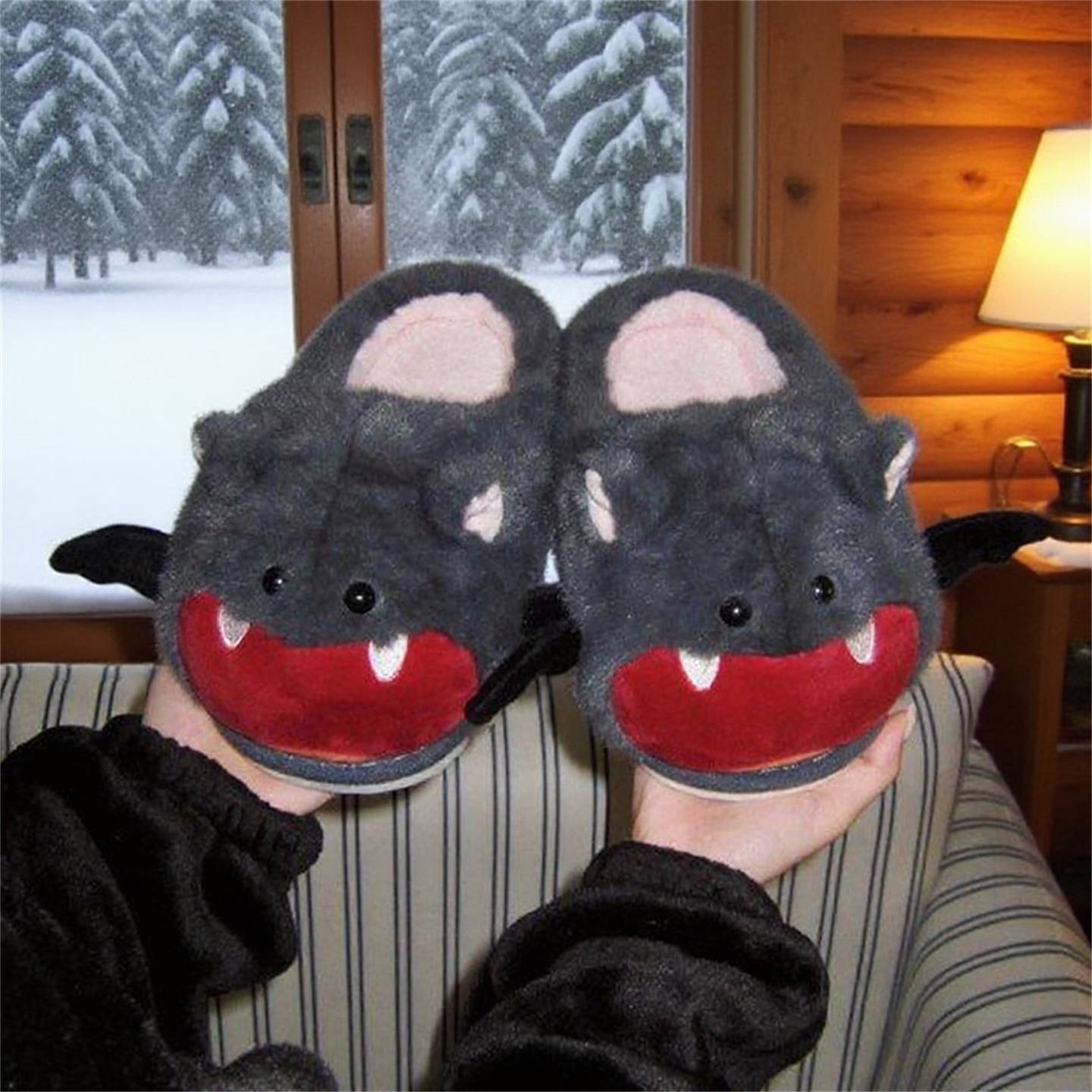 Halloween Bat Plush Slippers W – Sewing House Bewertung und Preis