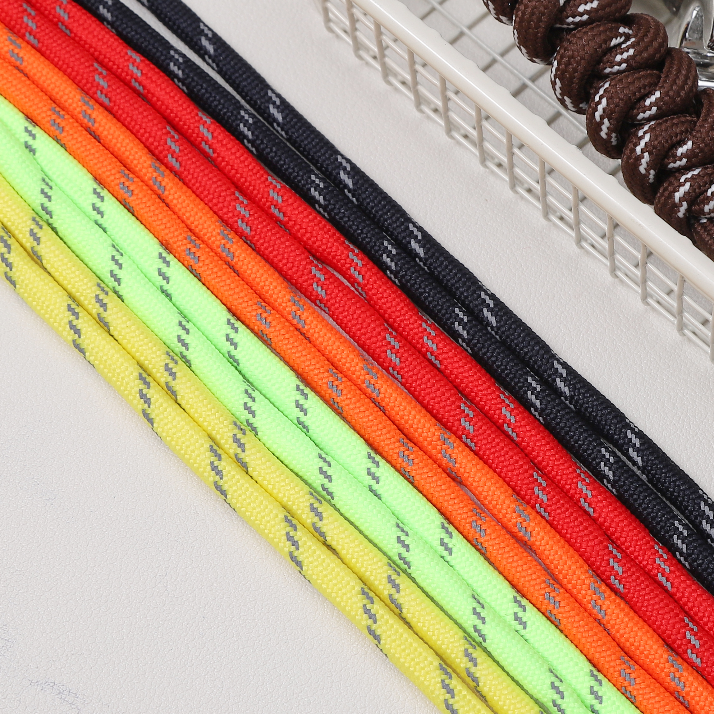 5Meters 5mm Polyester Reflecti – Textile And Sewing Supply Bewertung und Preis