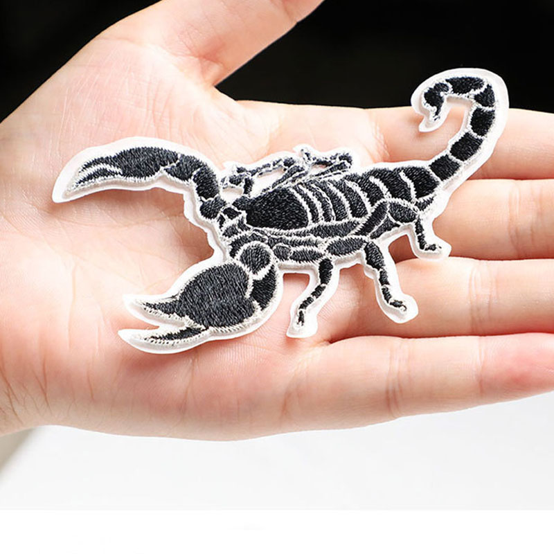 Spider Scorpion Bat Black Anim – Velcro Sew On Bewertung und Preis