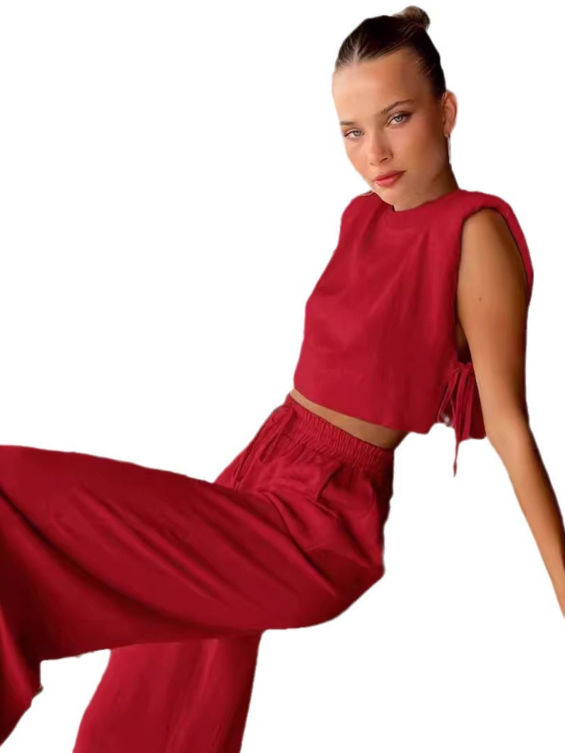 Fashionable Women's Two-Piece  – Shoulder Pad Set In Bewertung und Preis