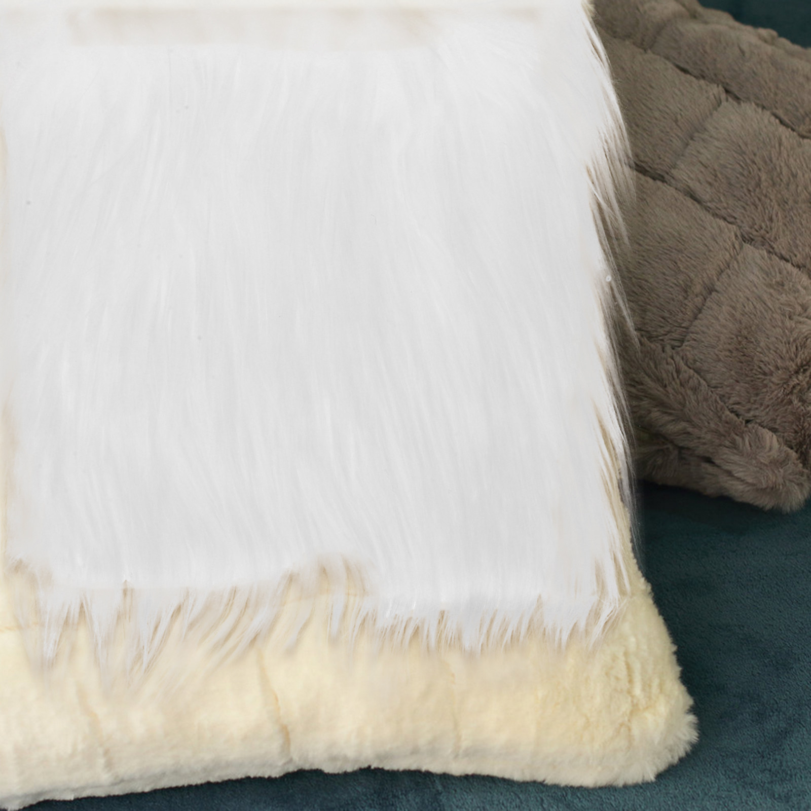 2Pcs Square Long Hair Faux Fab – Sewing Textiles Bewertung und Preis
