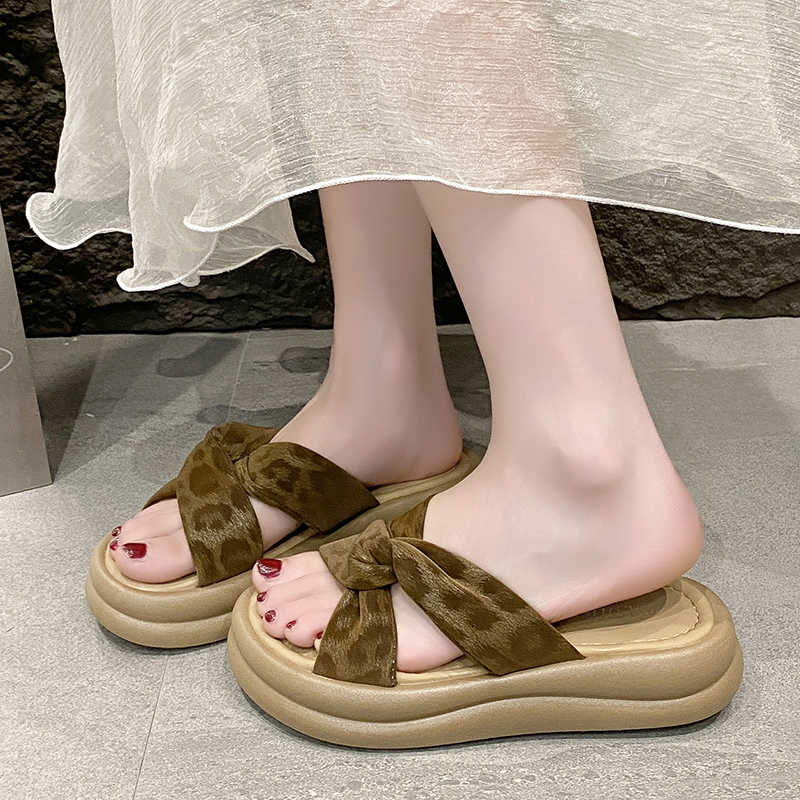 Sumer Fall Slipper That Does N – Sewing New Bewertung und Preis