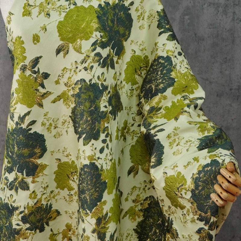 Vintage 3D Floral Metallic Jac – Vintage Sewing Textile Bewertung und Preis