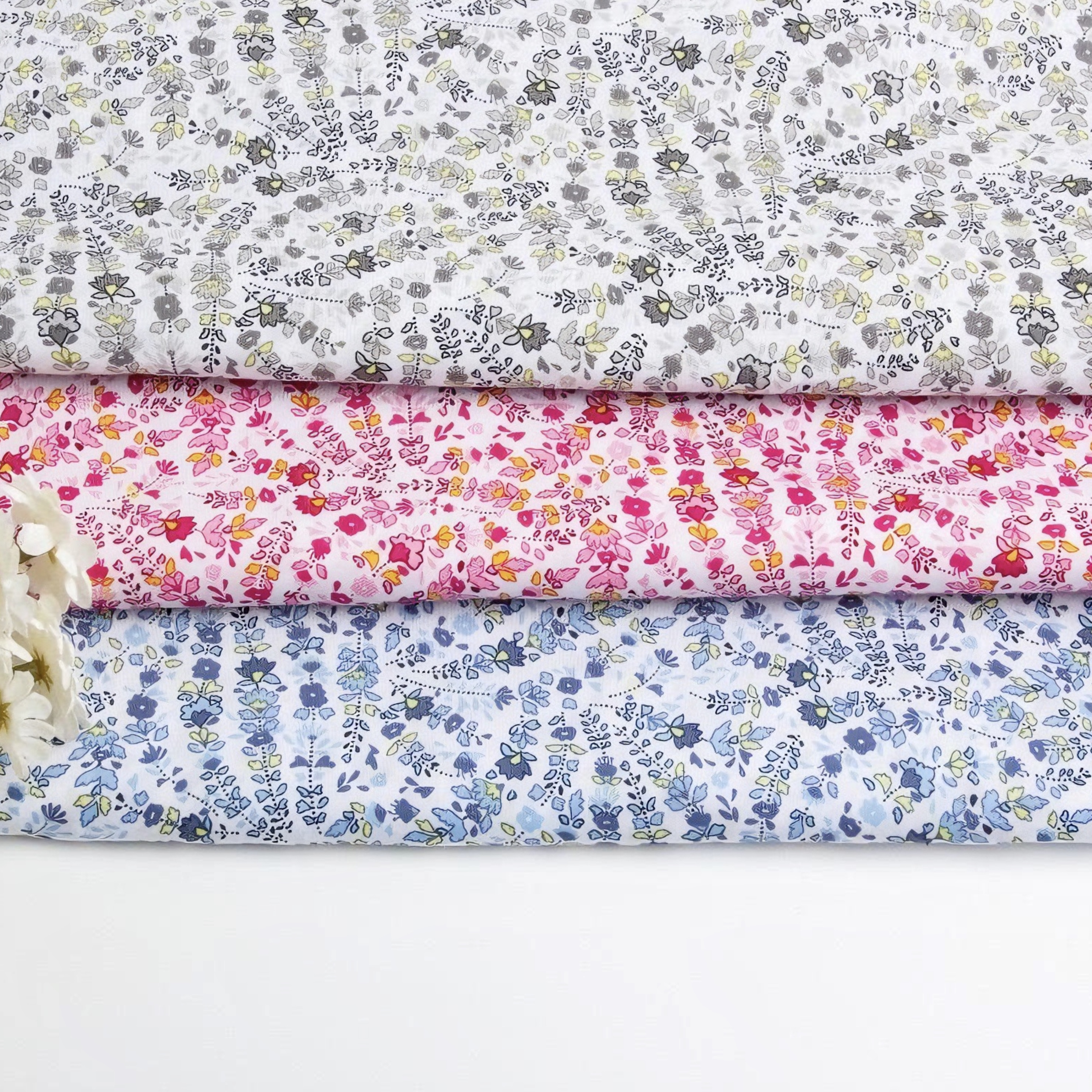 Vintage Floral Printed Fabric  – Vintage Sewing Textile Bewertung und Preis