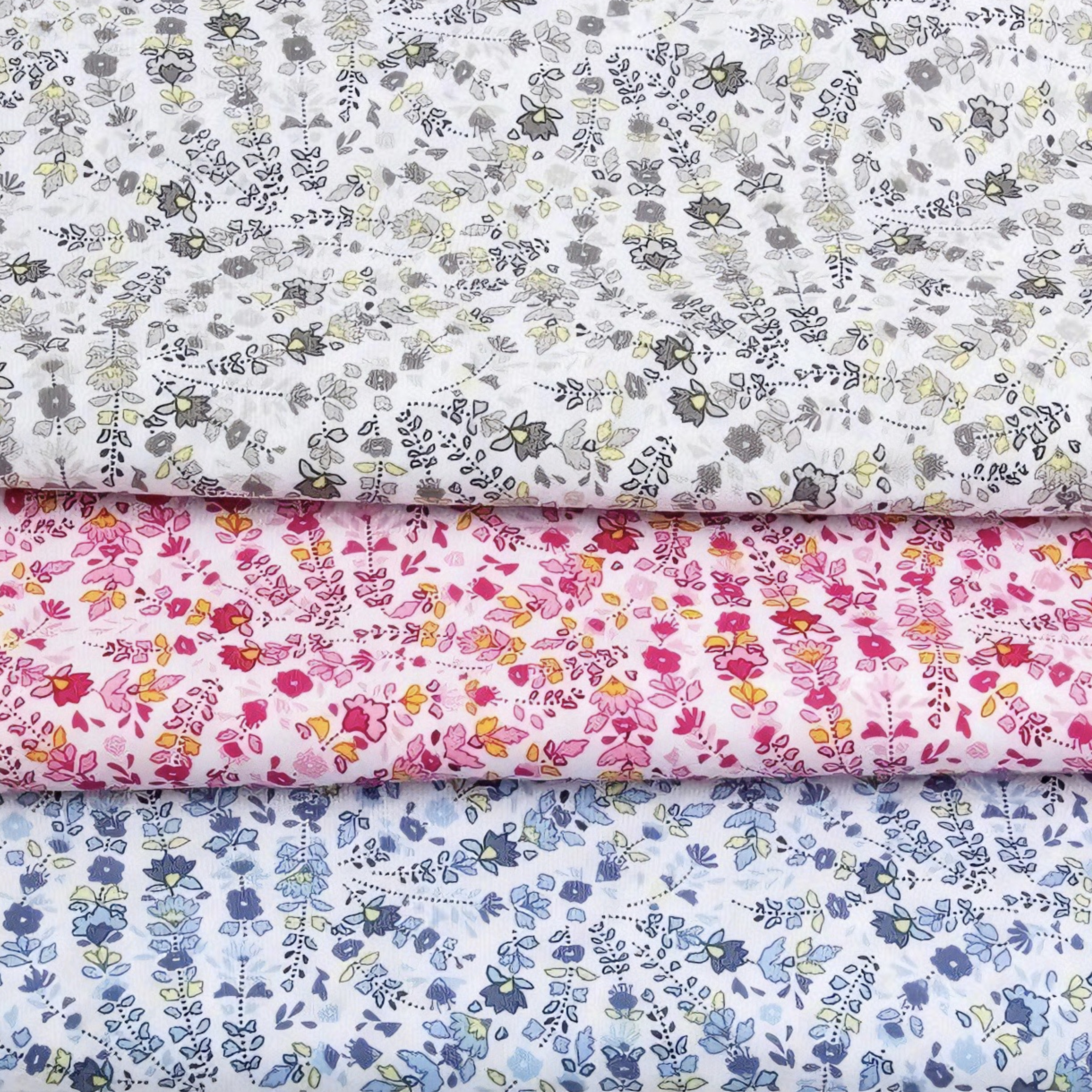 Vintage Floral Printed Fabric  – Vintage Sewing Textile Bewertung und Preis