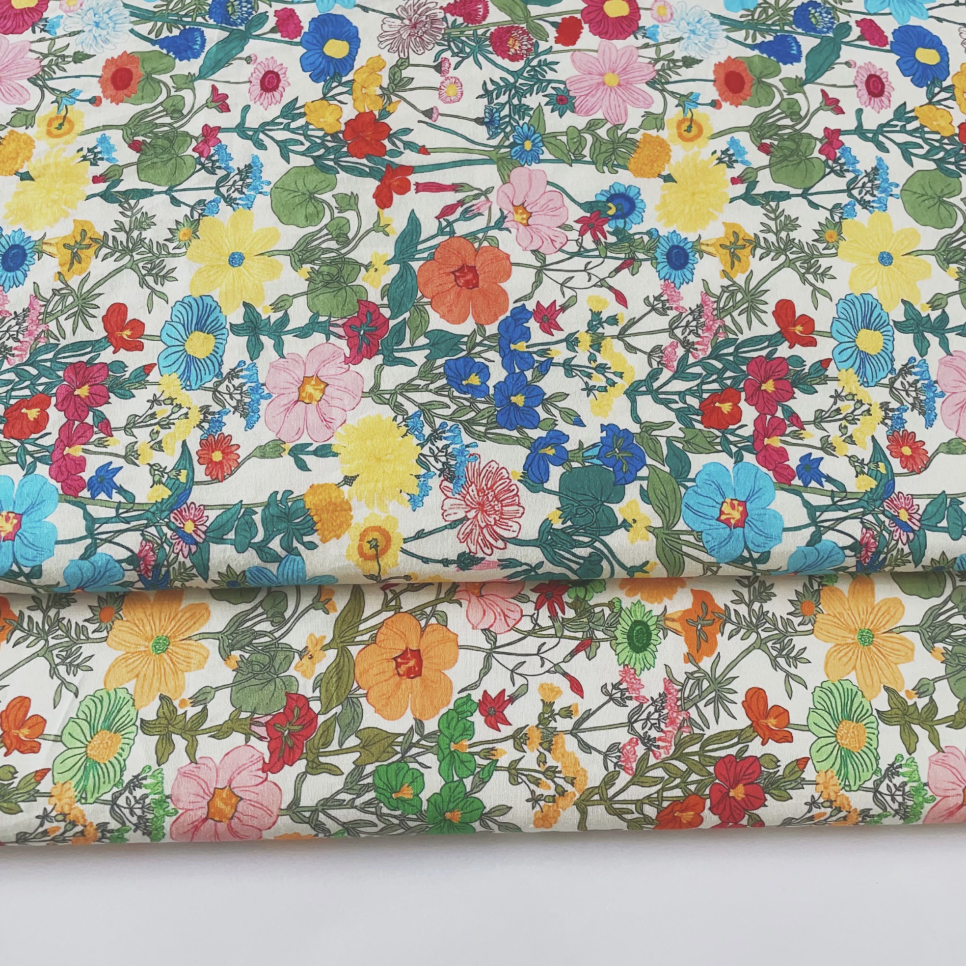 Vintage Floral Printed Cotton  – Vintage Sewing Textile Bewertung und Preis