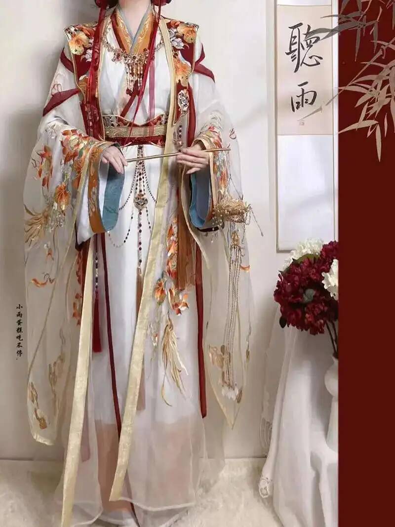 Ming Dynasty Hanfu Embroidery  – Sewing Art Bewertung und Preis